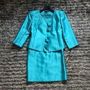 New ! Tahari LUX Elegant Turquoise Women's Suit Set, Size 0P